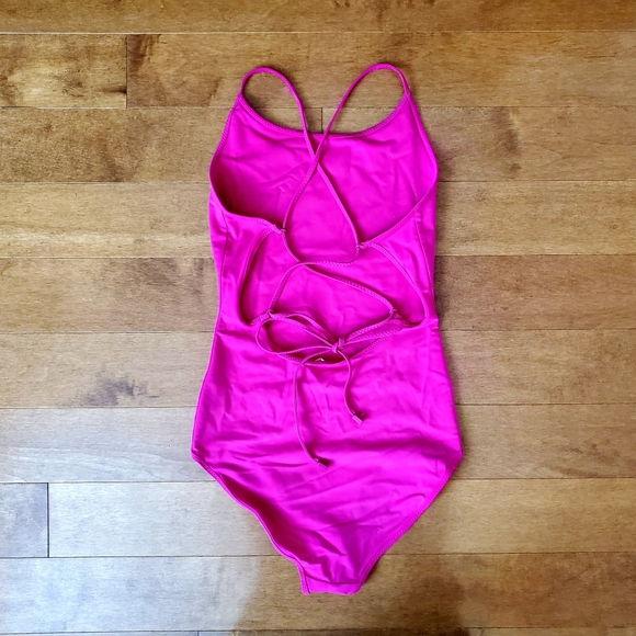 Aritzia open-back bodysuit - Picture 6 of 6